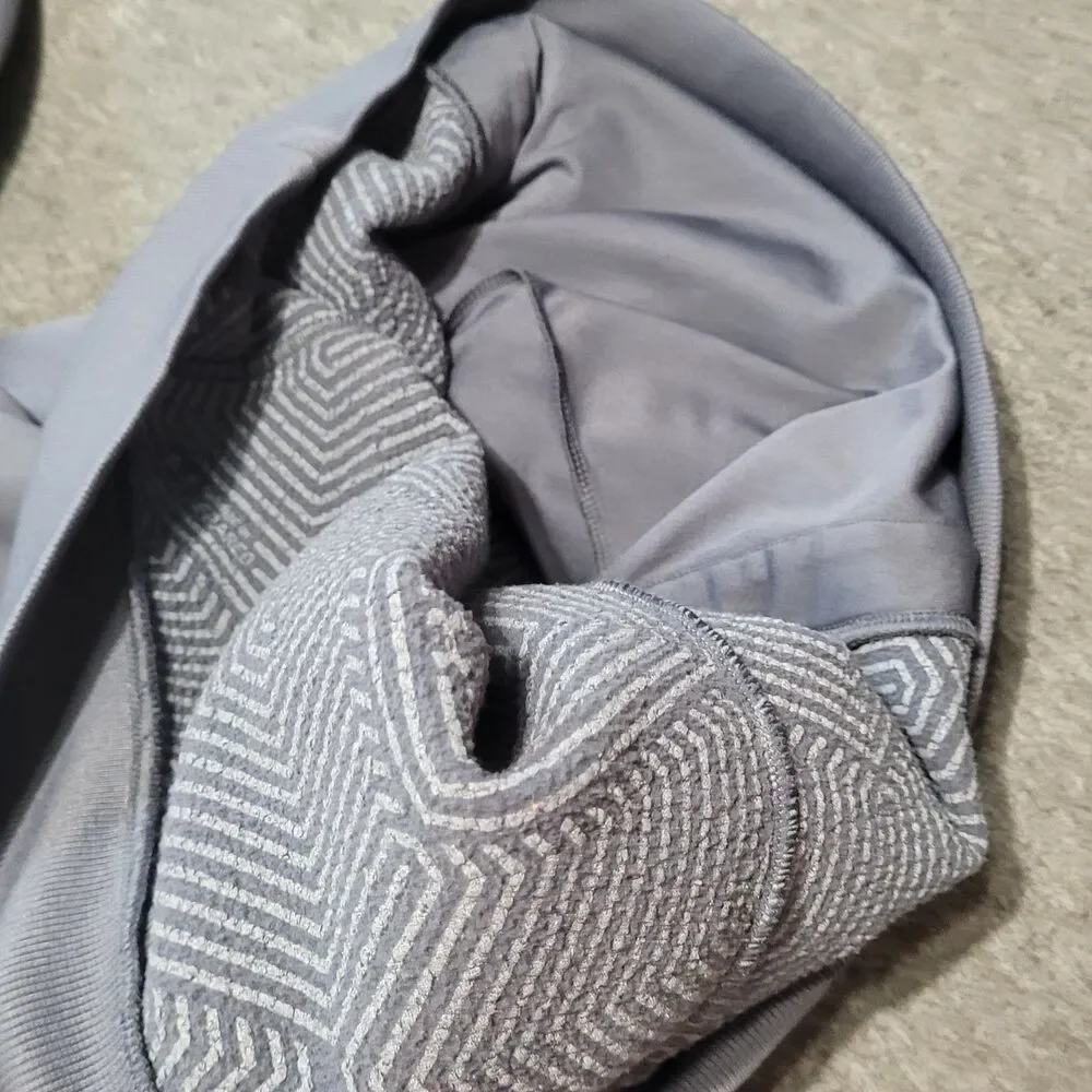 Under Armour Medium cold gear goodie flannel lining hoodie pocket youth juniors